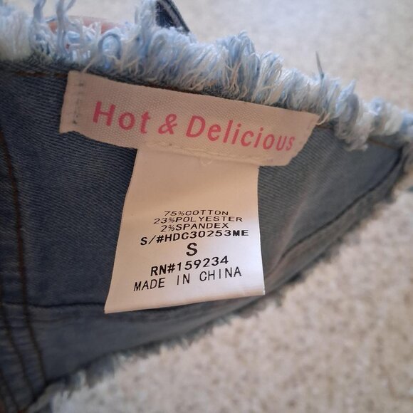 hot and delicious Small demin triangle top with adjustable ties - Picture 6 of 7